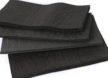 光伏拉晶背后,石墨材料正在悄悄“上分” 光伏拉晶背后,石墨材料正在悄悄“上分”