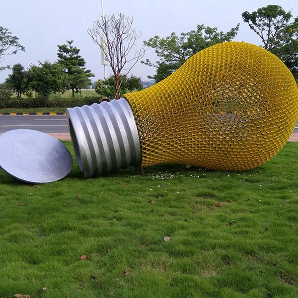 不锈钢灯泡雕塑
