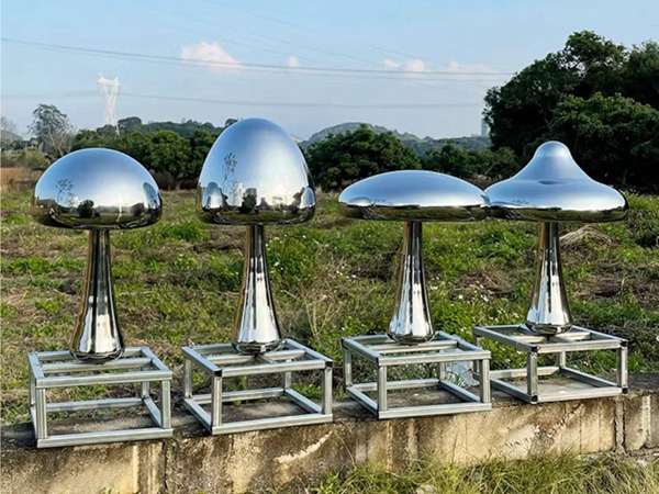 不锈钢蘑菇雕塑
