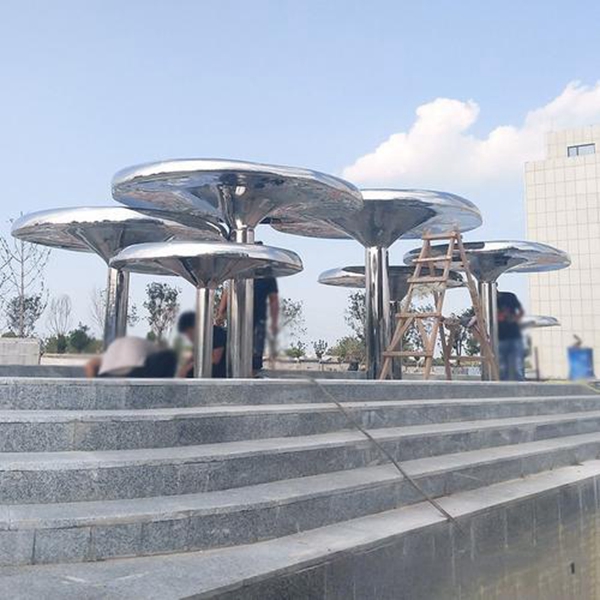 不锈钢蘑菇雕塑