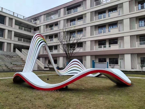 不锈钢飘带雕塑