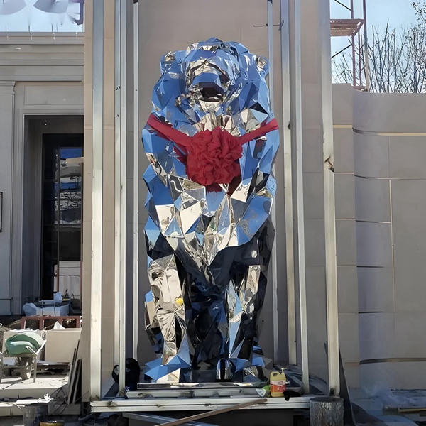 不锈钢狮子雕塑