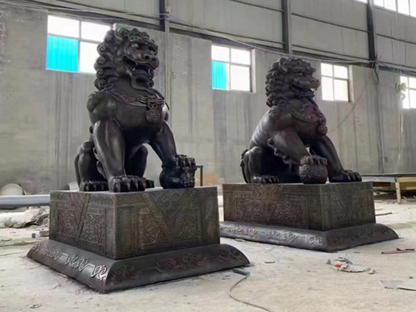 铜狮子
