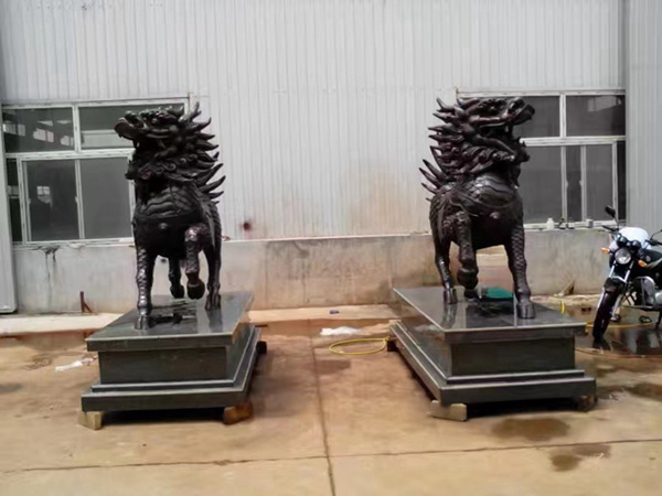 麒麟铜雕