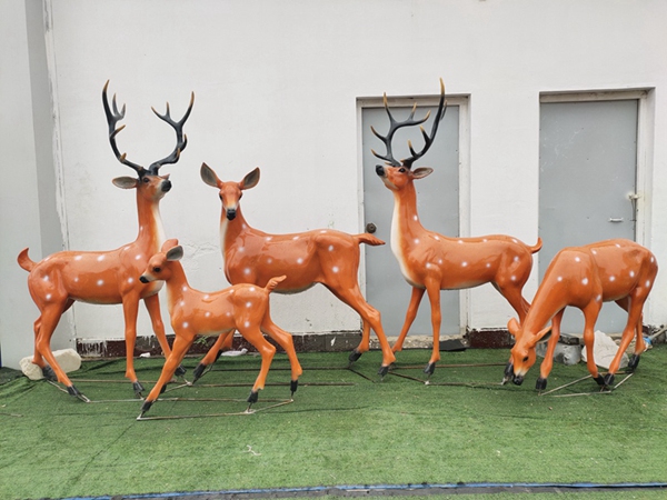 玻璃钢动物雕塑