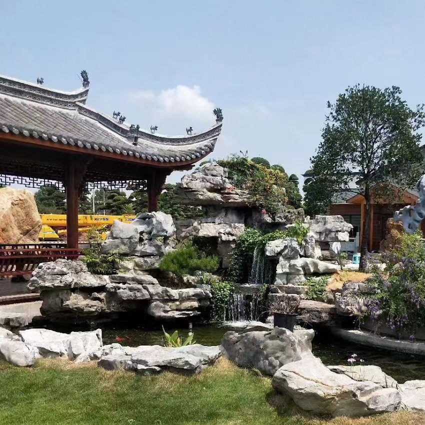 湖北太湖石假山石草坪石大小均有造型好数量多 湖北太湖石假山石草坪石大小均有造型好数量多