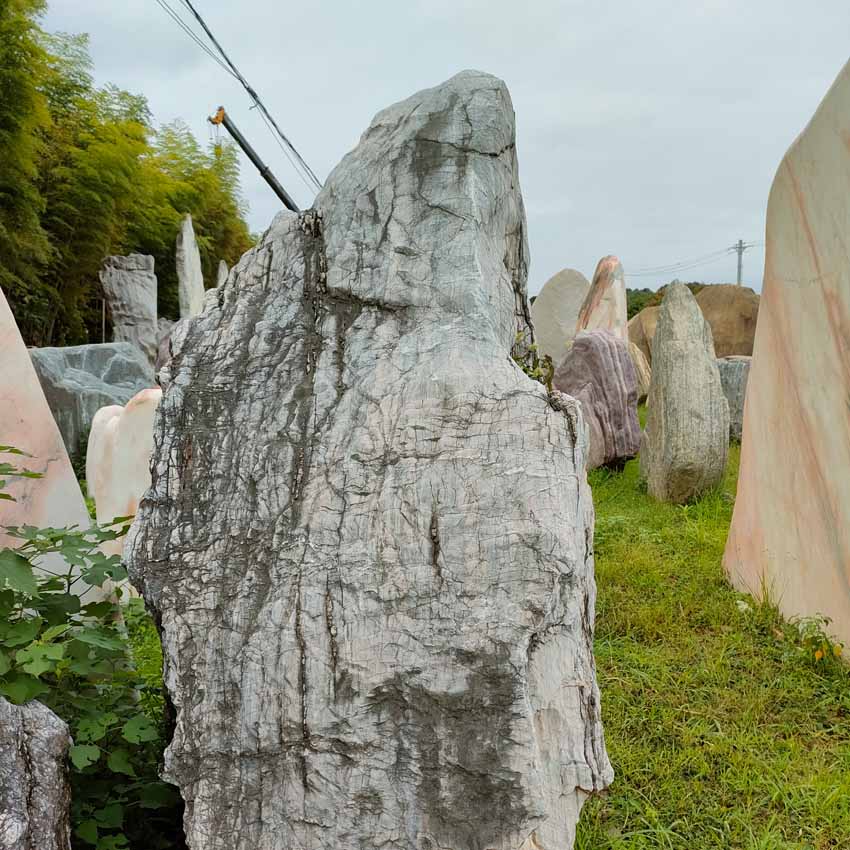 武汉景观石龟纹石草坪石5000多块 雅轩奇石龟纹石