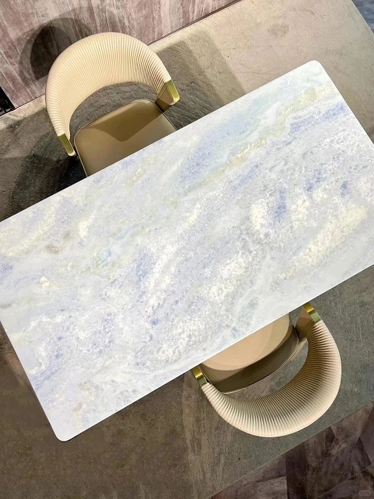 99%的人不知道奢石餐桌的磨边工艺与造型