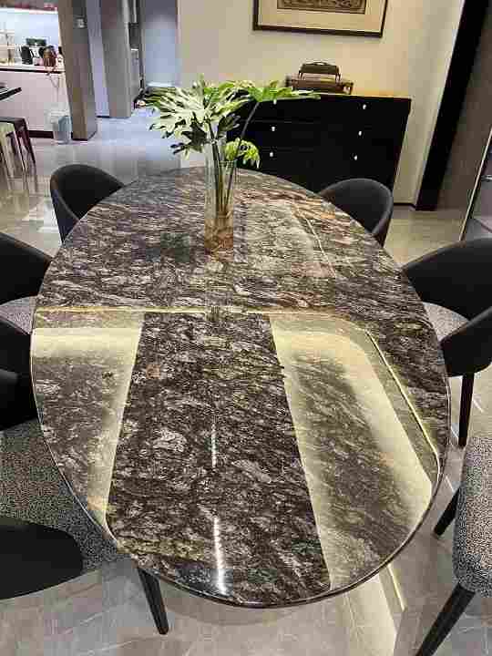 99%的人不知道奢石餐桌的磨边工艺与造型