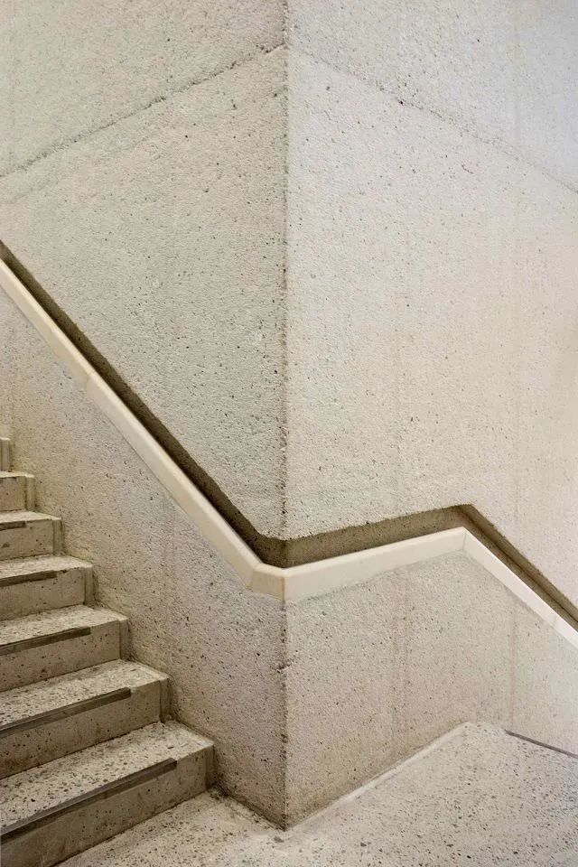 隐藏式石材楼梯扶手攻略！极具现代感与设计感