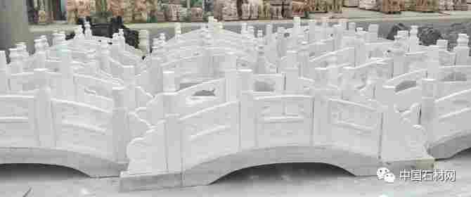 石雕拱桥，记载着不同的历史事迹