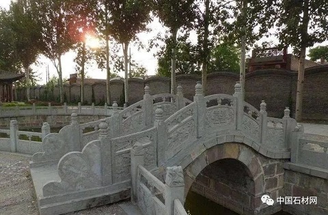石雕拱桥，记载着不同的历史事迹