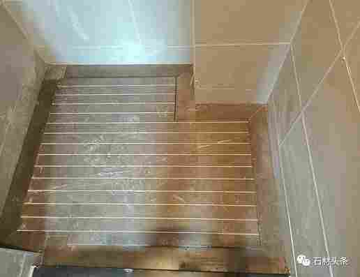 淋浴间石材地面的做法及案例欣赏