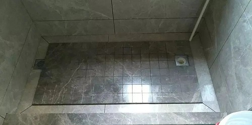 淋浴间石材地面的做法及案例欣赏