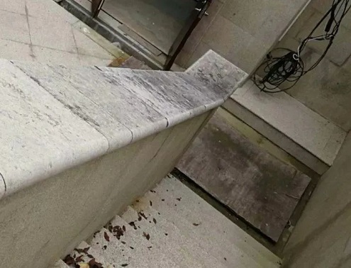 玉石的崩坑如何处理？