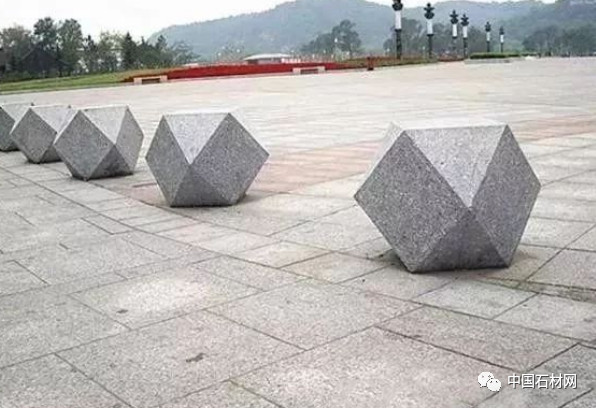天然花岗岩各类挡车石欣赏