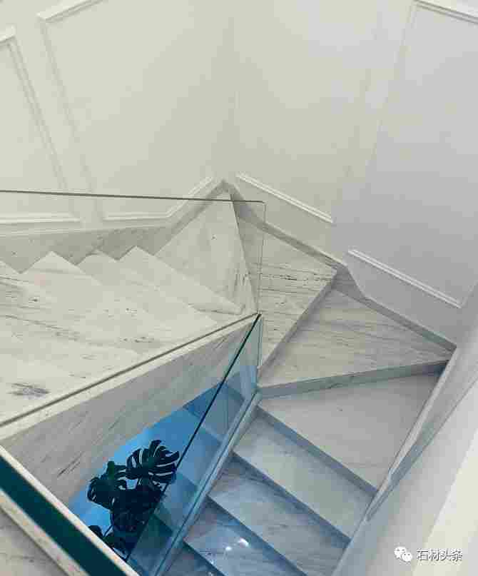 微信图片_20251122091044.png 石材楼梯常出现的几种售后及处理方式