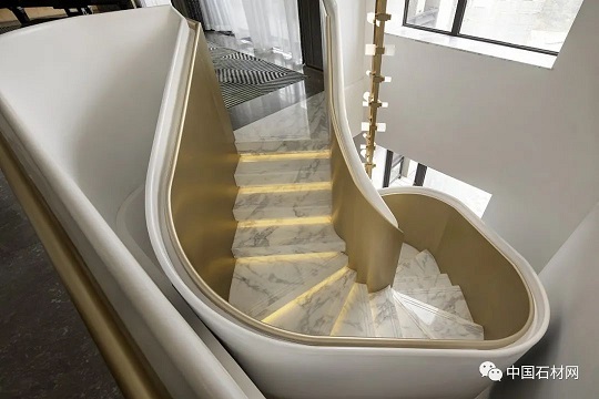 石材踏步灯带如何藏得高级？超五星酒店节点图与施工实景揭秘