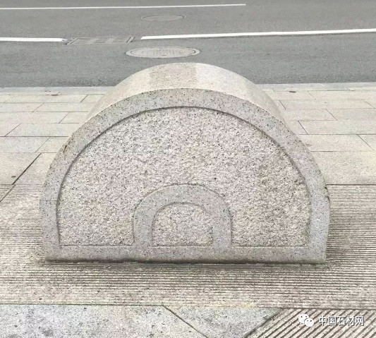 天然花岗岩各类挡车石欣赏