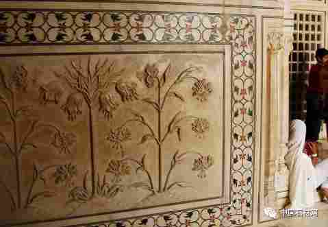 大理石雕刻镶嵌工艺的制作过程