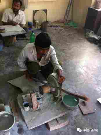 大理石雕刻镶嵌工艺的制作过程