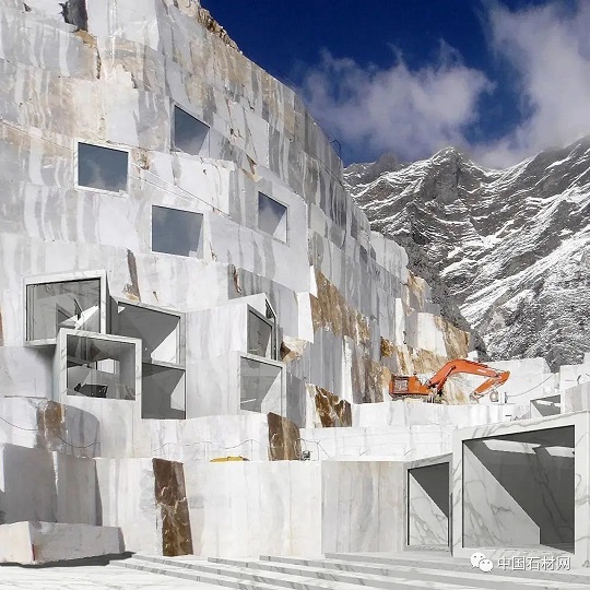 从石材矿山的历史遗址，感受石材开采的艰难