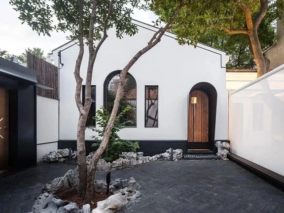 微信图片_20250530145615.jpg 什么是火山岩石材?它有什么特征