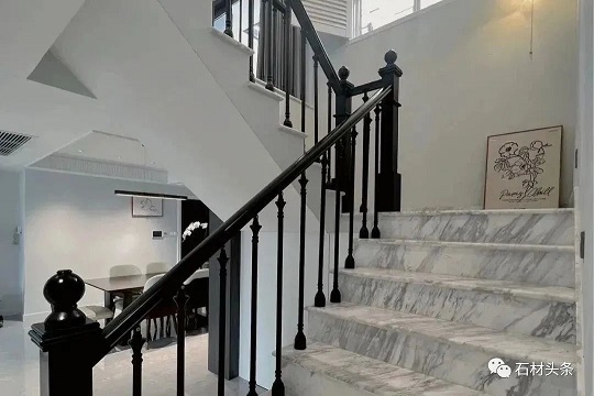 双跑楼梯和玻璃栏杆该怎么装？这些做法超实用