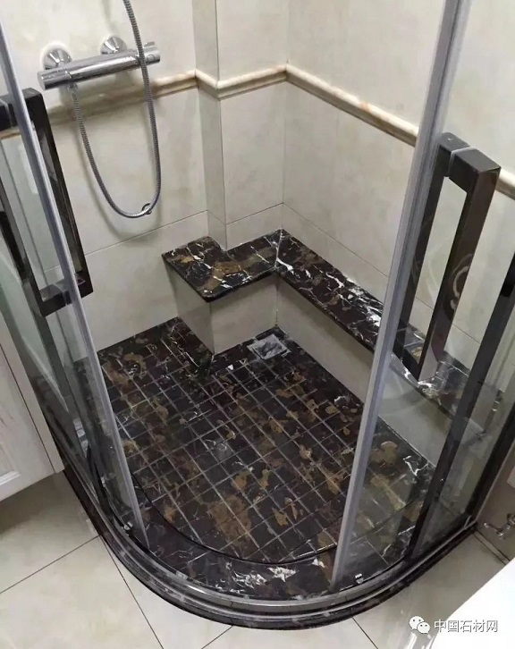 原来卫浴空间这么装！让颜值和实用性 “原地起飞”