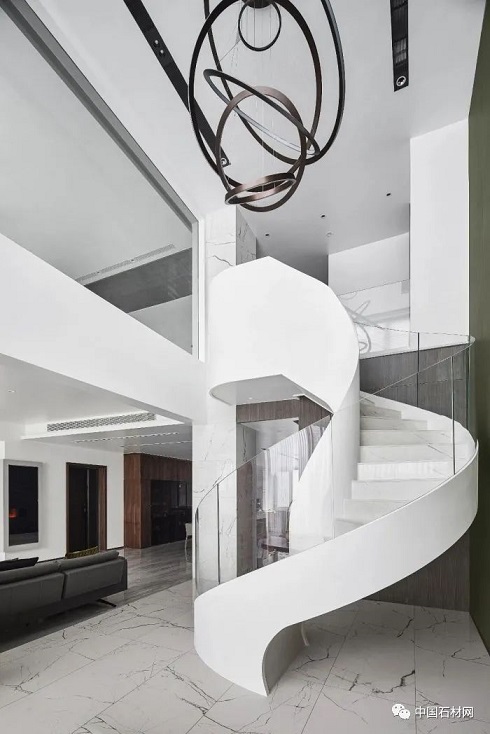 一个优质的大理石旋转楼梯需要哪些步骤？