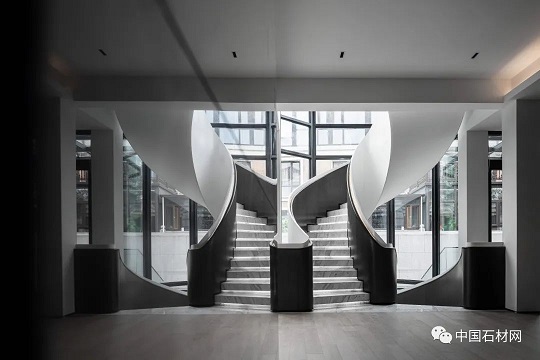 一个优质的大理石旋转楼梯需要哪些步骤？