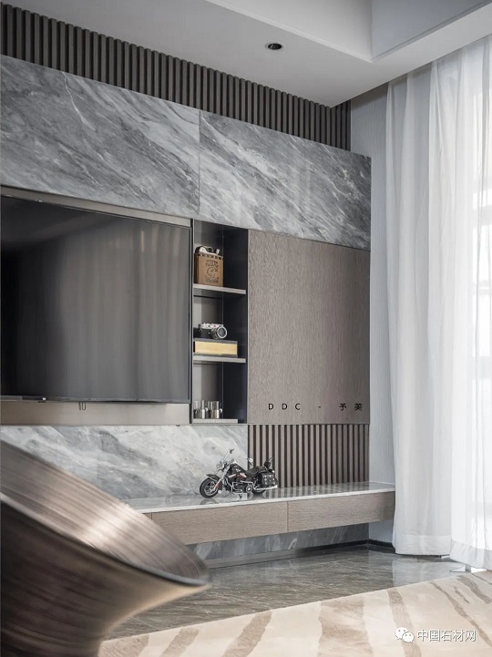 30个绝妙的石材背景墙设计，瞬间提升客厅档次，给我照搬！
