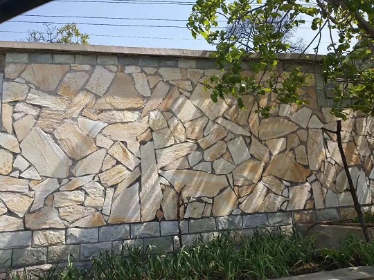 园林中的石材 | 冰裂纹/马蹄石/乱型石