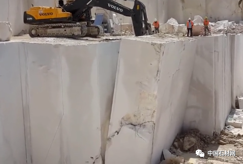 微信图片_20241016145209.png 什么!1000多万的大理石?是怎么来的