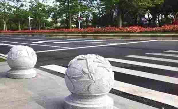 微信图片_20241007145449.png 花岗岩车止石,都有哪几种款式?