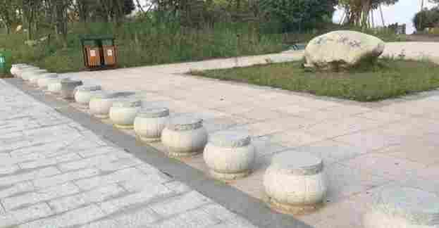 微信图片_20241007145455.png 花岗岩车止石,都有哪几种款式?