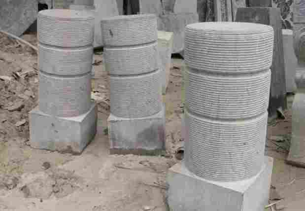 微信图片_20241007145637.png 花岗岩车止石,都有哪几种款式?