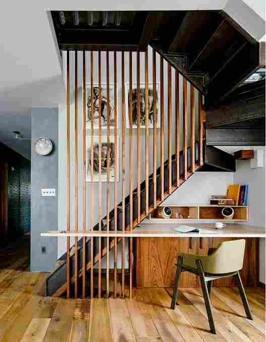 微信图片_20240926090533.png 楼梯下空间巧变身,颜值与实用兼备的设计灵感