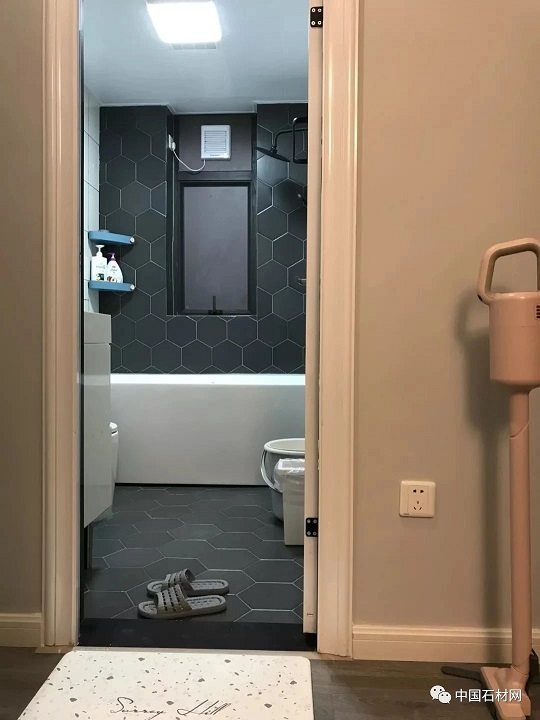 微信图片_20240913145700.jpg 分享几种不同区域门槛石+压边条的搭配