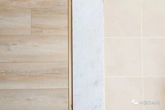 微信图片_20240913145740.jpg 分享几种不同区域门槛石+压边条的搭配