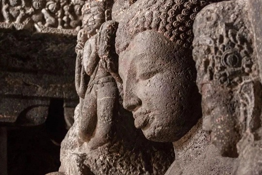 微信图片_20240822090618.jpg 令人匪夷所思的建筑奇迹,石雕建筑典范