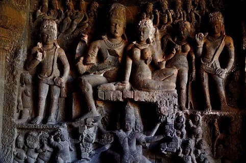 微信图片_20240822090620.jpg 令人匪夷所思的建筑奇迹,石雕建筑典范