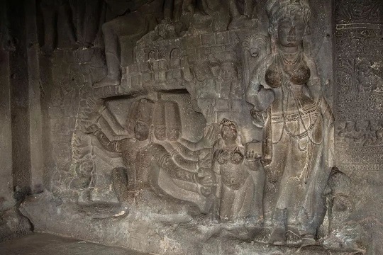 微信图片_20240822090625.jpg 令人匪夷所思的建筑奇迹,石雕建筑典范