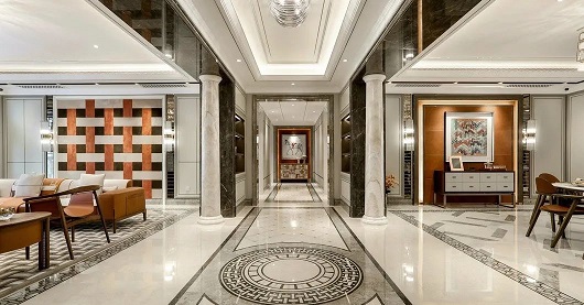 室内常用的大理石圆柱，发挥出意想不到的效果