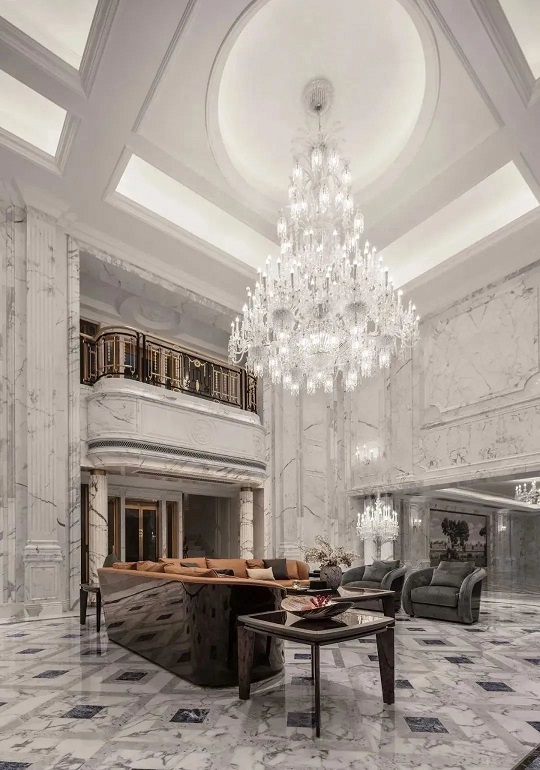 室内常用的大理石圆柱，发挥出意想不到的效果