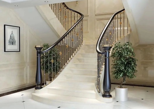 微信图片_20240813091030.jpg 大理石踏步的完美搭档:五种楼梯栏杆风格大比拼