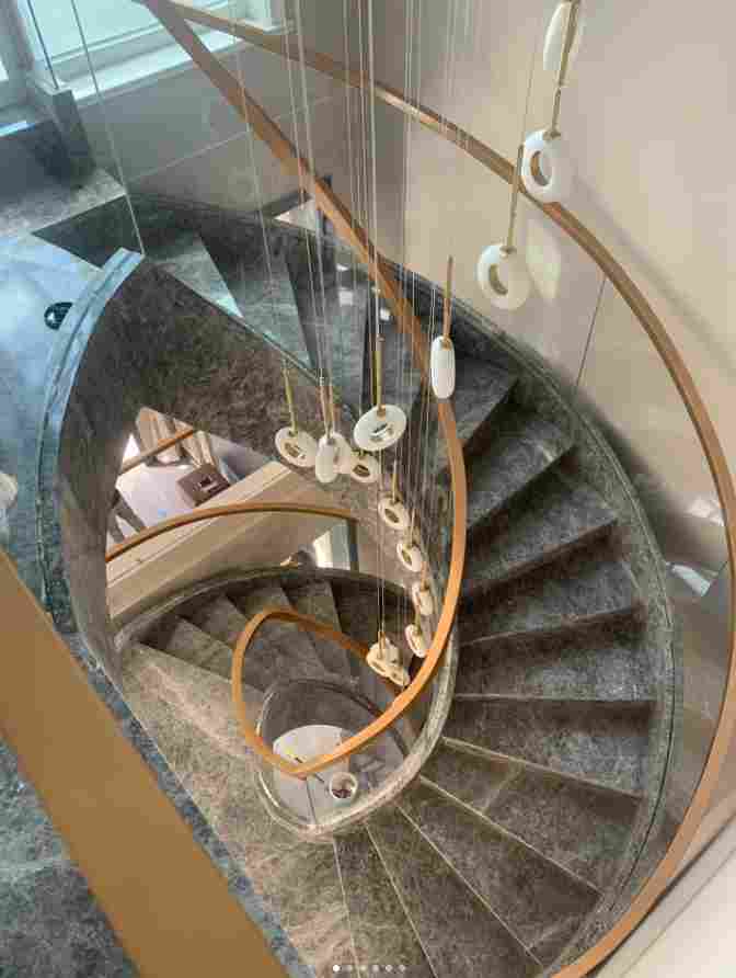 微信图片_20240807144648.png 分享14种石材弧形楼梯样式,供您参考