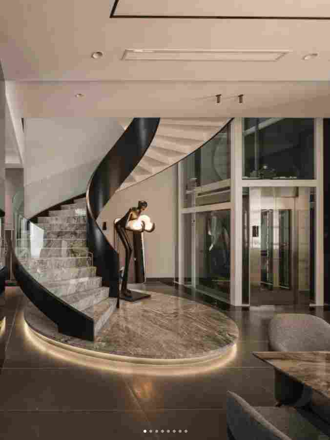 微信图片_20240807144707.png 分享14种石材弧形楼梯样式,供您参考