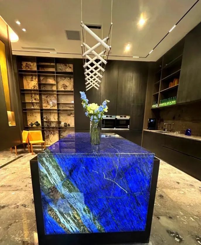 微信图片_20240806144752.jpg 你知道天然光电奢石吗?把石材跟光源融为一体