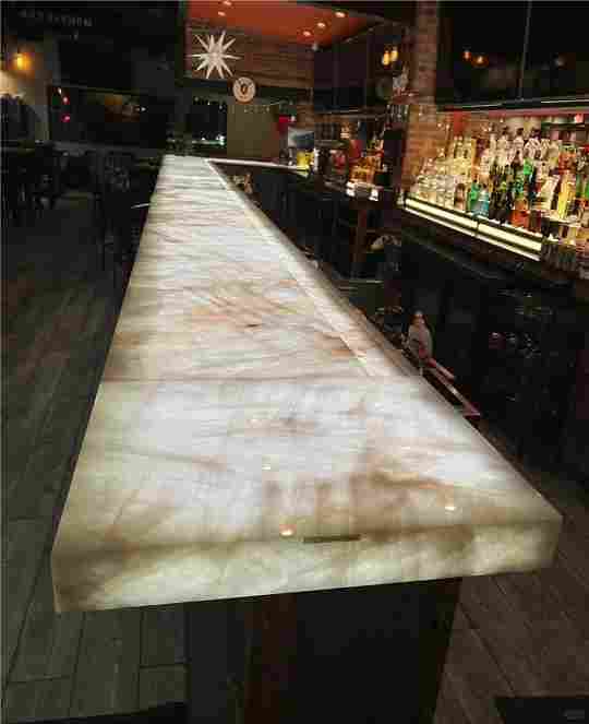 微信图片_20240708152132.png 被问爆的风靡设计圈的天然透光奢石